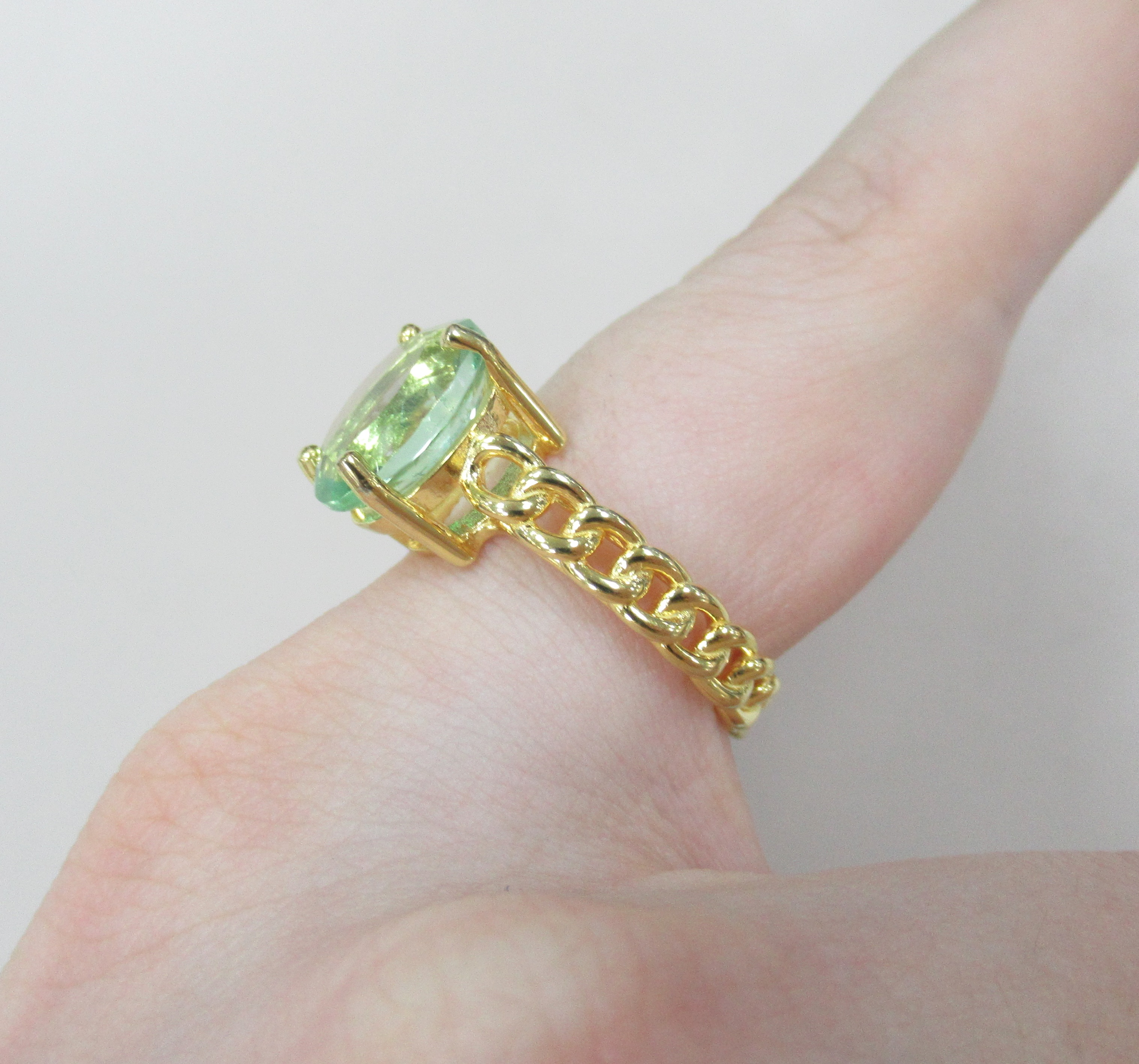 Серебряное кольцо с флюоритом